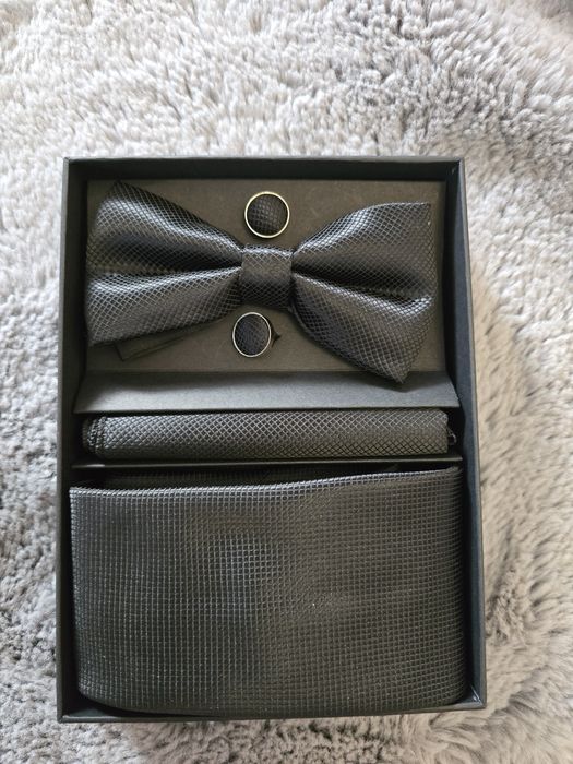 Комплект вратовръзка и папийонка /Мъжки комплект
