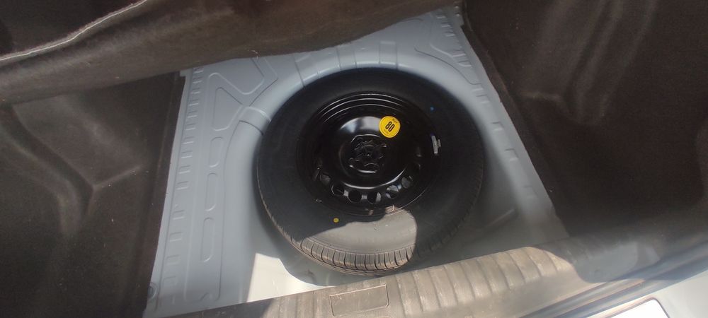 Moshina yuz  foiz ediyal xolatda