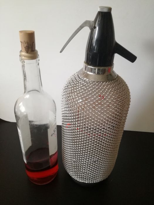 Ретро шише сифон за сода газирана вода