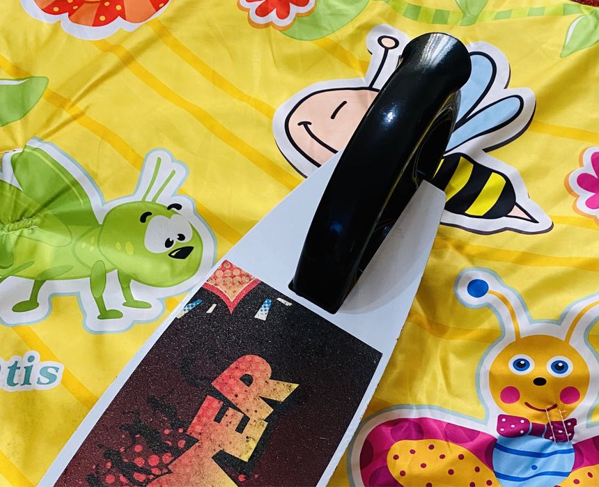 Самокат новый подростковый.