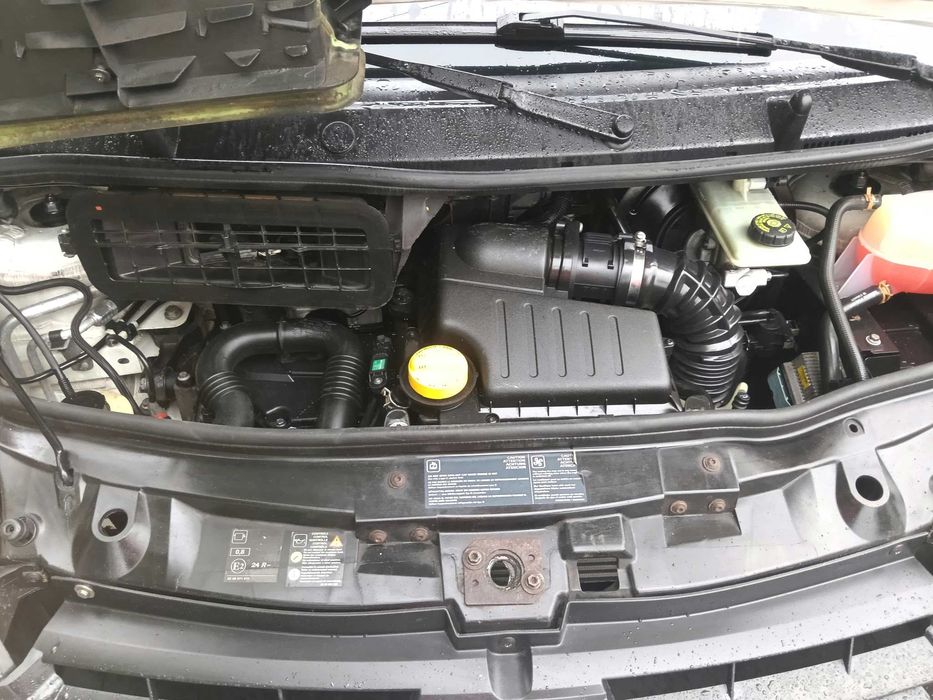RENAULT Trafic (OPEL Vivaro) 2012 2.0dCi 115 CP E5 6 trepte AC, asigurare RCA+ITP valabile