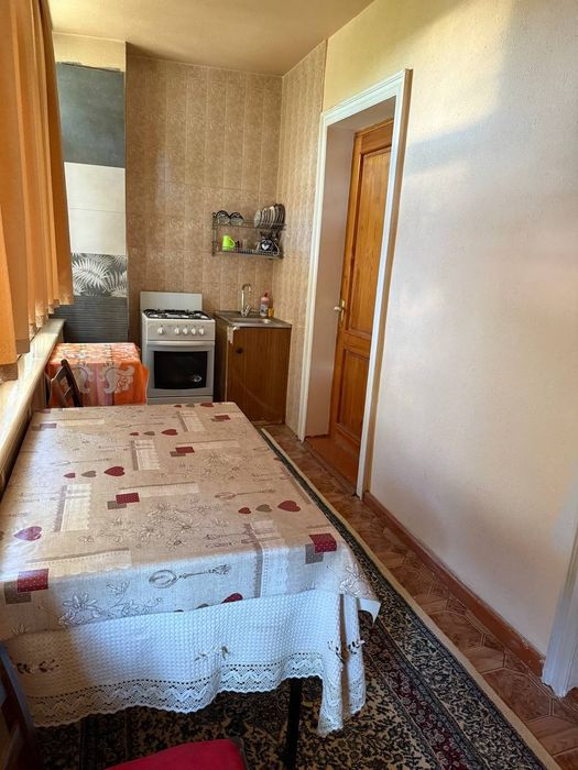 Продаётся квартира на ц 13 своя 1 комнатная переделанна в 2