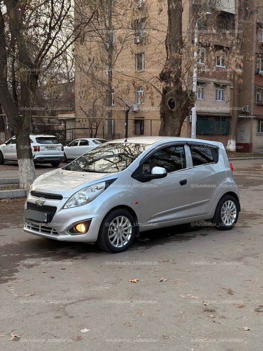 •Spark 2010 1.0 MT•