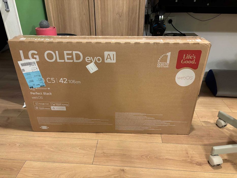 LG C5 OLED 42 инча