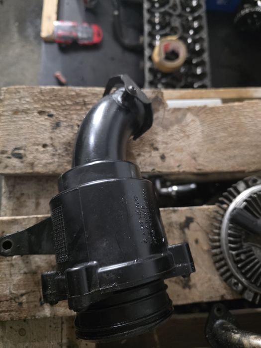 Шумозаглушител за Mercedes om 642 V6 320 CDI