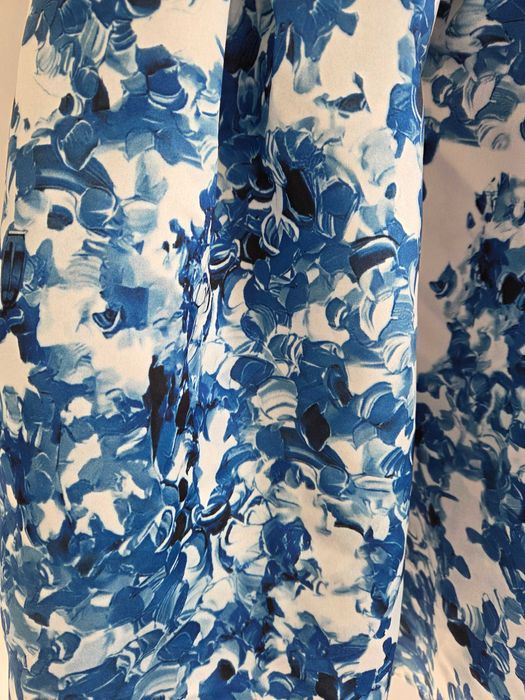 Чисто нова рокля