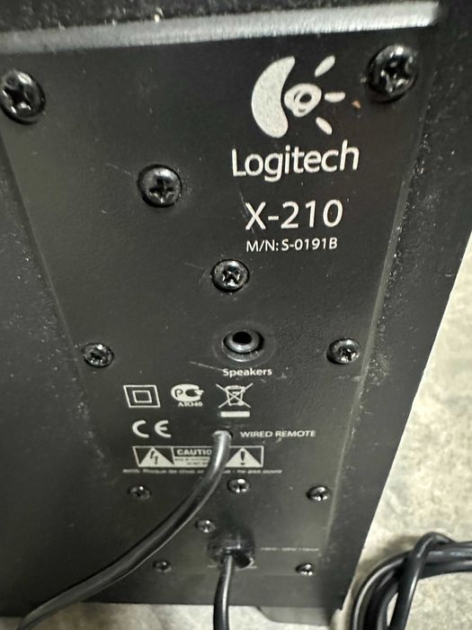 Тонколони , буфер  Logitech X-210 2.1 за компютър  2.1 за компютър