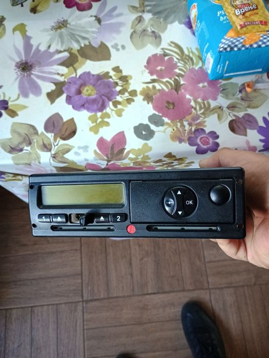 Тахограф от Даф ХФ106 2015год.