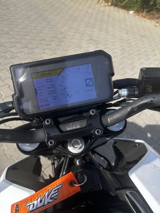 Vând KTM Duke 125