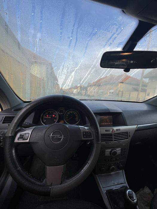 Opel Astra H 1.7 CDTI