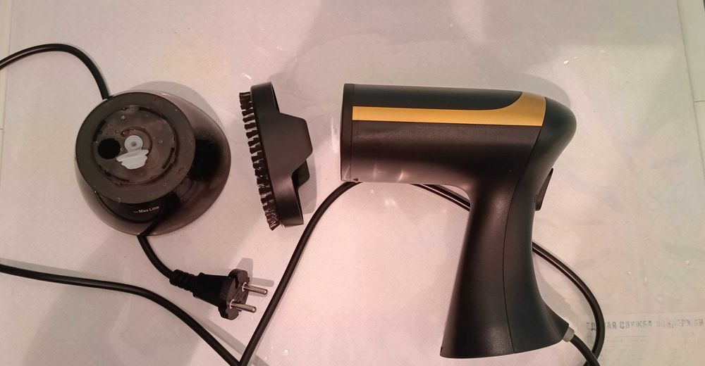 Продаётся ручная пароварка для одежды