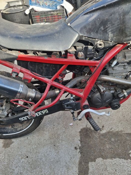 Derbi mulhacen 125 4t не довършен проект