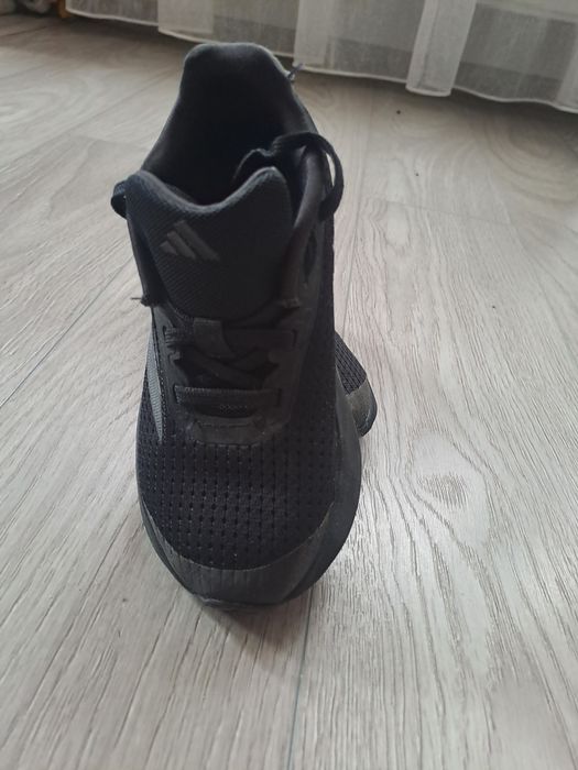 Adidasi adidas marimea 30