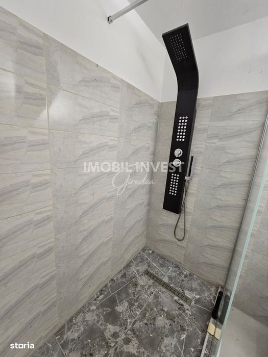Apartament cu scara interioara, 4 camere, curte proprie, ultracentral