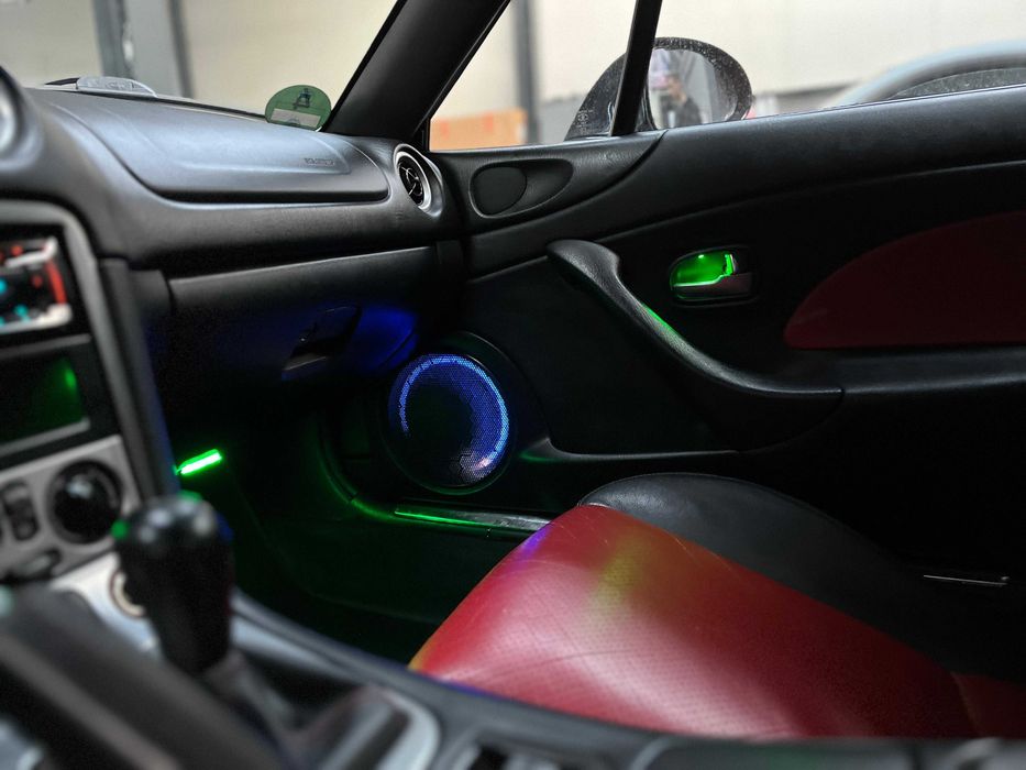 Lumini ambientale LED dedicate MAZDA