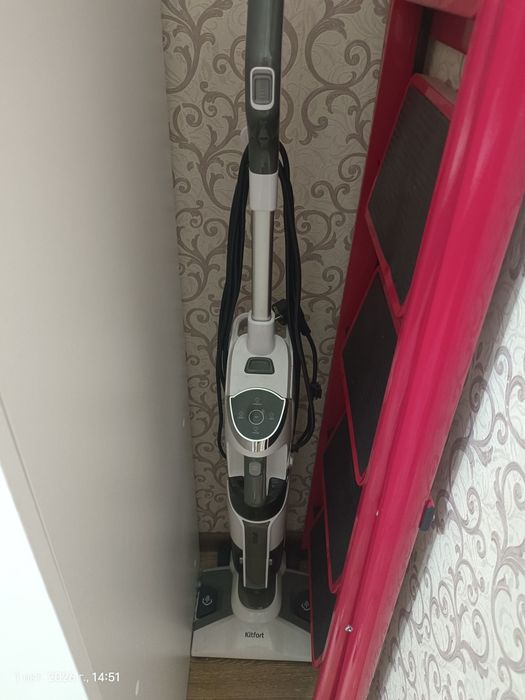 Продам пылесос ..