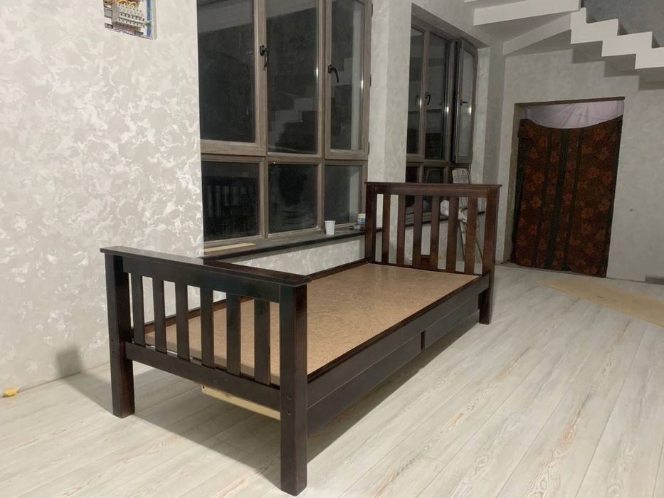 1 kishilik kravat 100% yogochdan