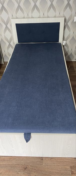 Кровать односпальная