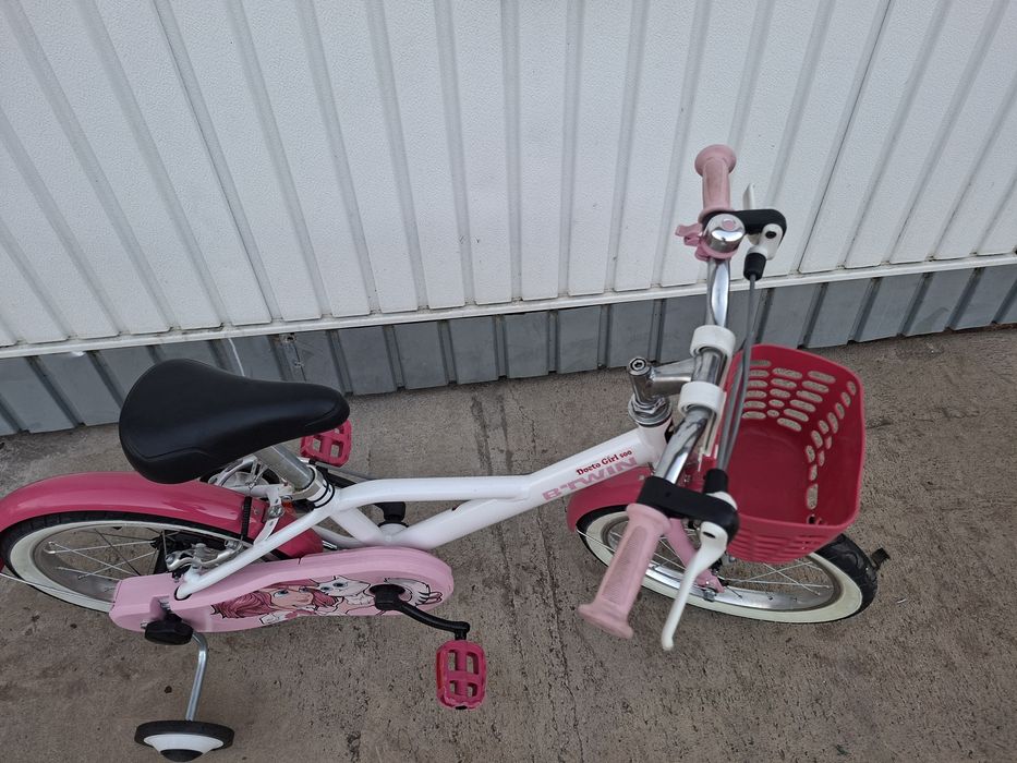 Bicicleta Btwin Docto Girl 16", pentru copii 4-7 ani.