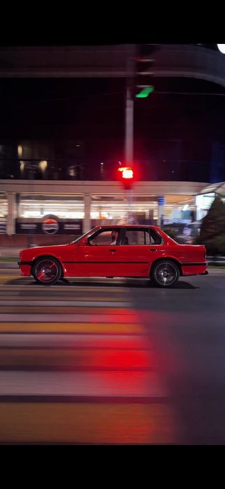 BMW E30 1986 года