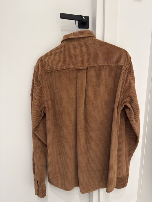 ЧИСТО НОВА Tommy Hilfiger Кадифена Риза / Яке