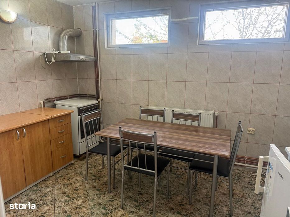 Inchiriere casa 4 camere, mobilata, Targoviste, zona Turnul Chindiei
