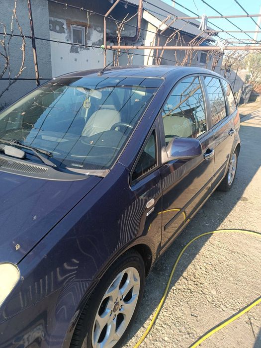 Vânzare mașina Ford CMax