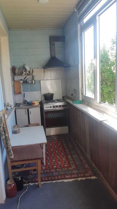 Arenda kvartira 3 xonaliga 1 odam olamiz