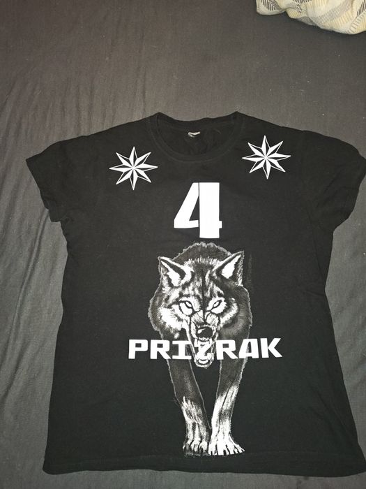 Тениска призрак в добро състояние