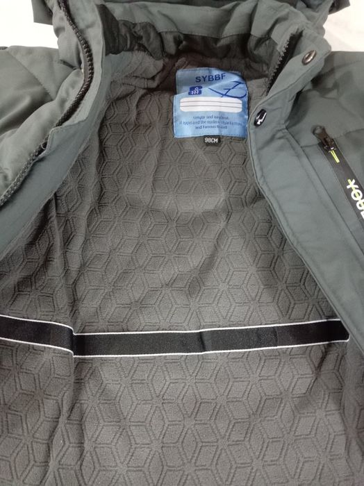 Зимняя куртка на мальчика