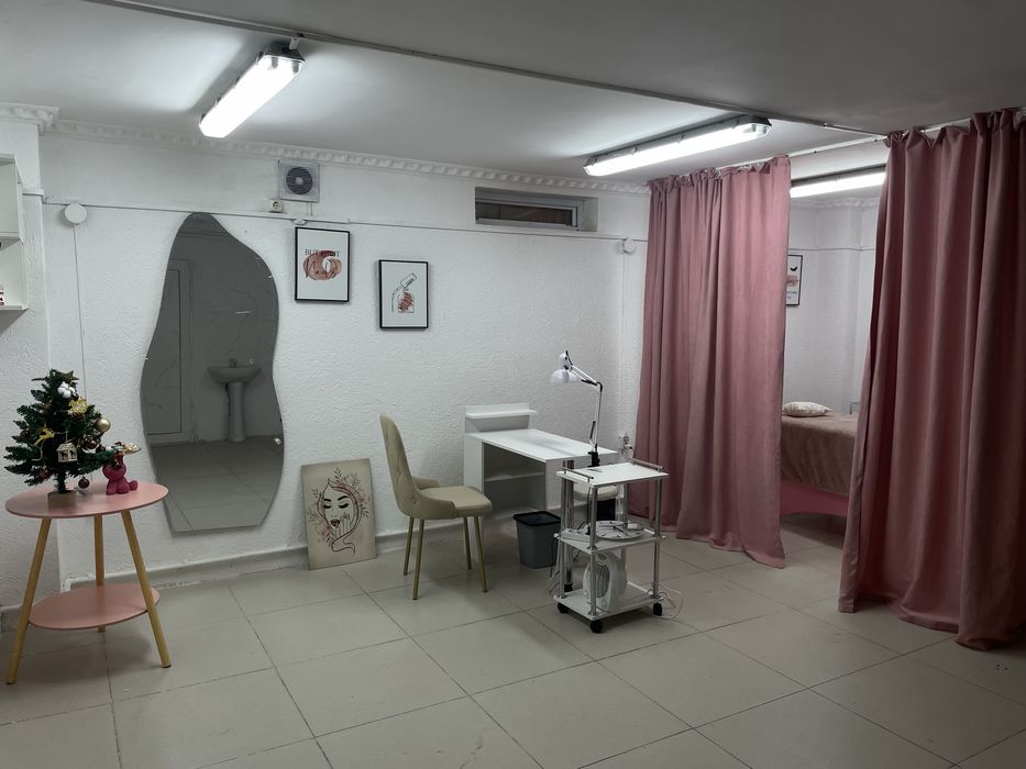 Продается мебель для салона красоты