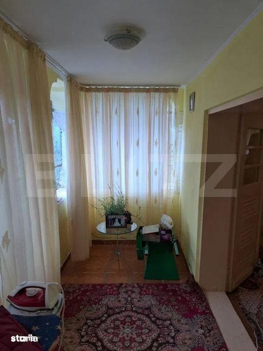Casa cu gospodarie, livada si gradina – Costestii din Vale