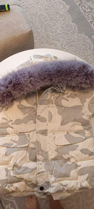 Продам детские куртки