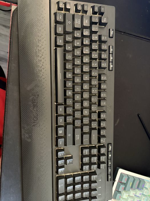 Tastatura Redragon Shiva