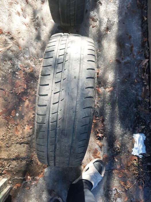 Шины R15 195x65                                                      .