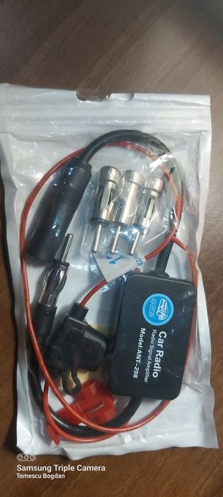 Car radio Signal amplifier ANT - 208
