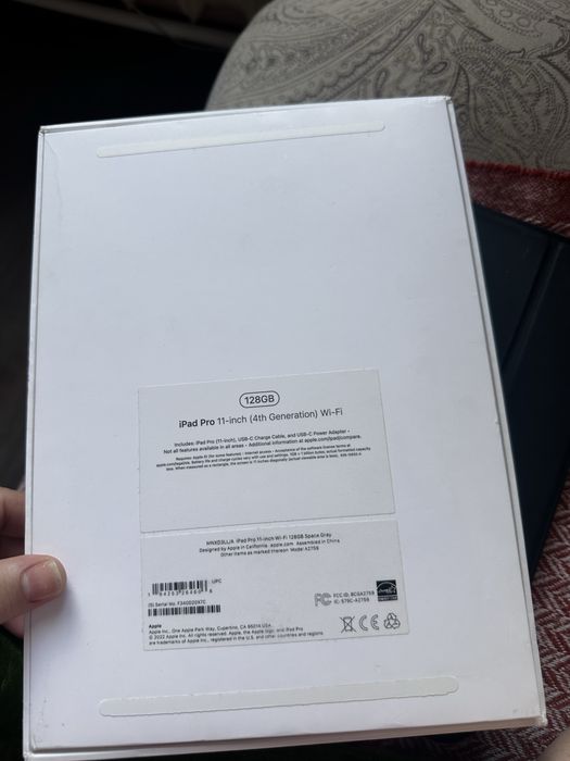 Продаю айпад про 11