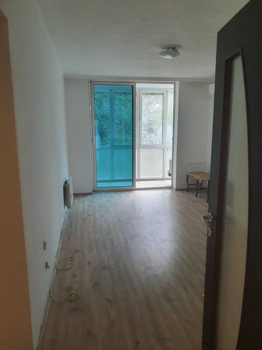 Продава се Тристаен апартамент в София, 7-ми 11-ти километър - 120 кв.м за 3917 €/кв.м - Снимка #4