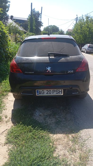 Vând Peugeot 308,actele plătite la zii,an fabricatie2009,diesel,motor16,preț 1600 euro negociabil,mai multe detalii la Nr tel:0747485369,