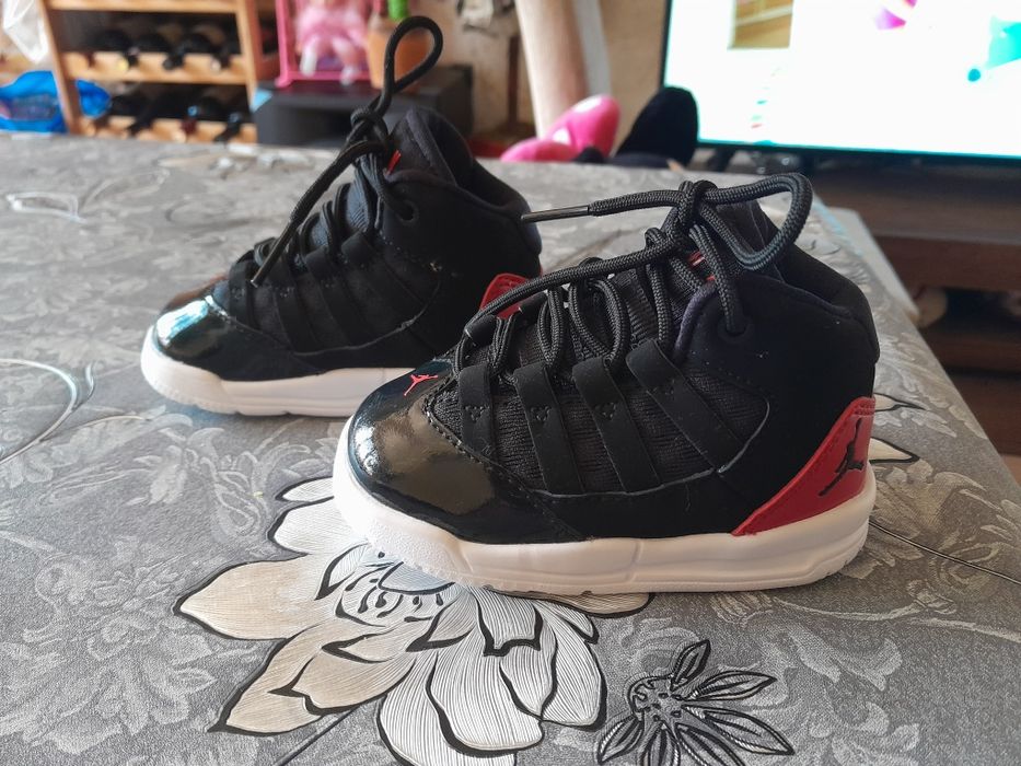 Детски маратонки Air Jordan за момче