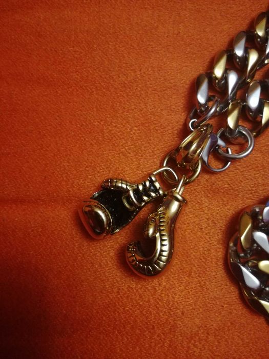 Ланец на врата ми брат, около 200гр.