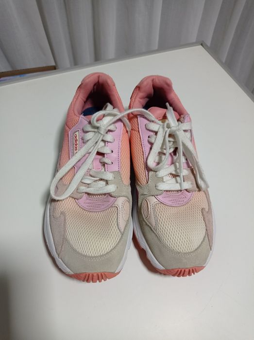 Adidasi Adidas ,piele si panza nr 40 jumate
