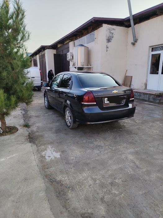 Neksiya 3 avtomat sotiladi