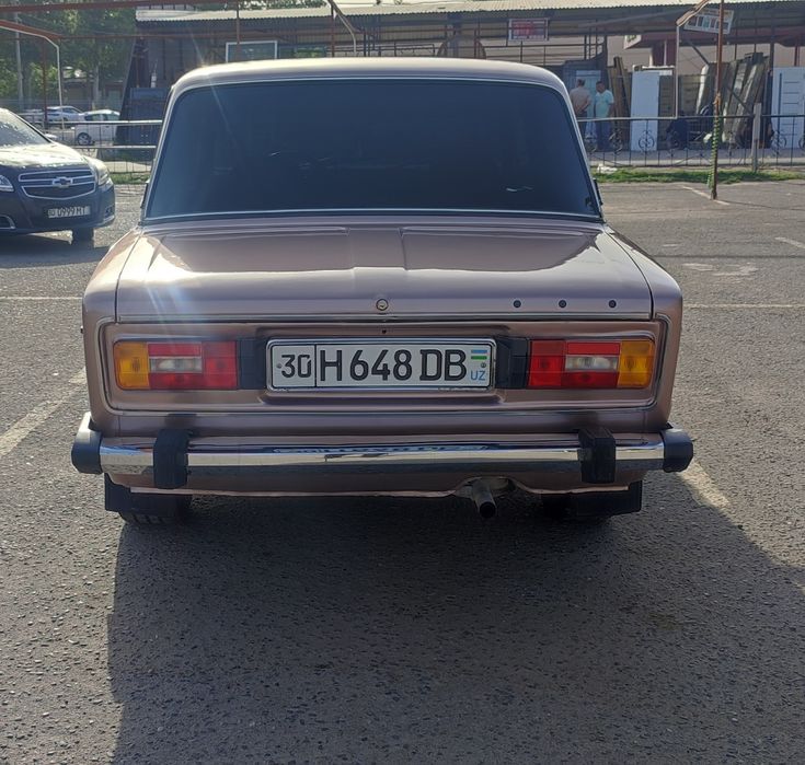 Срочно продам ВАЗ 2106 в отличном состоянии год 2000 без расходов.