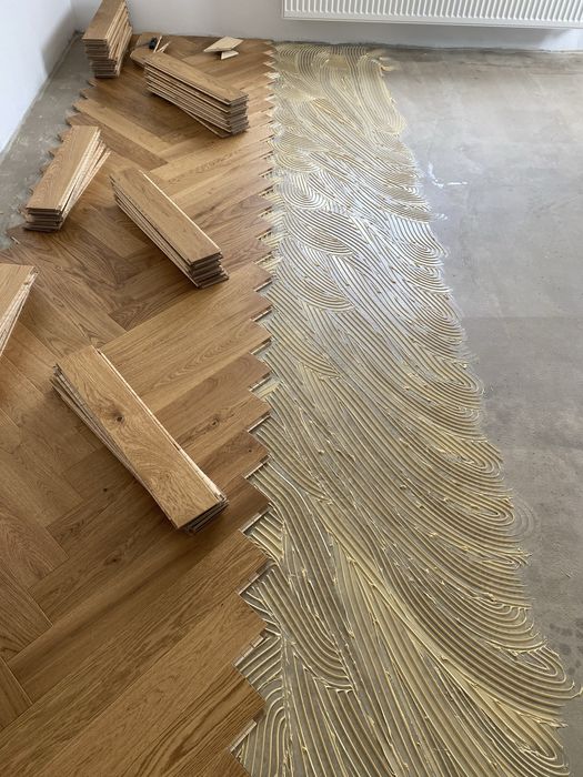 Parchetar cu experienta