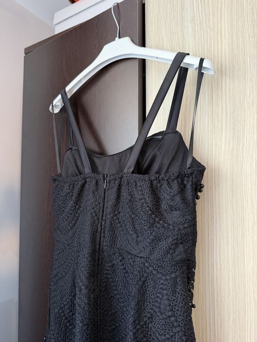 Rochie neagra cu perle