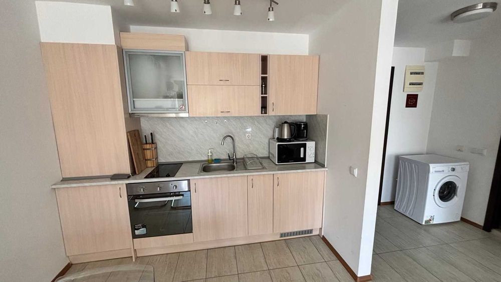 Двустаен апартамент в гр. Бяла със самостоятелна панорамна тераса