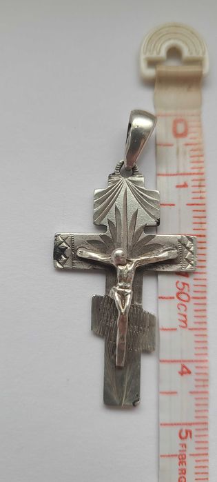 Срочно продаю серебряные крестики