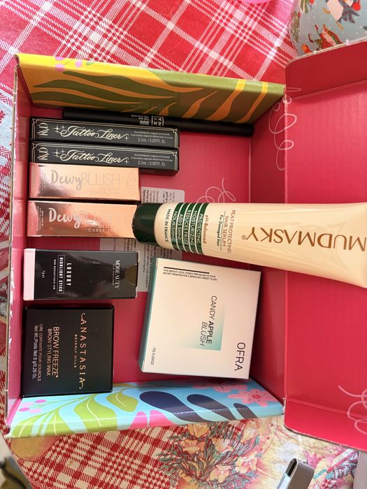 Козметика KVD MD beauty 3ina Anastasia Mudmasky Ciate Ofra