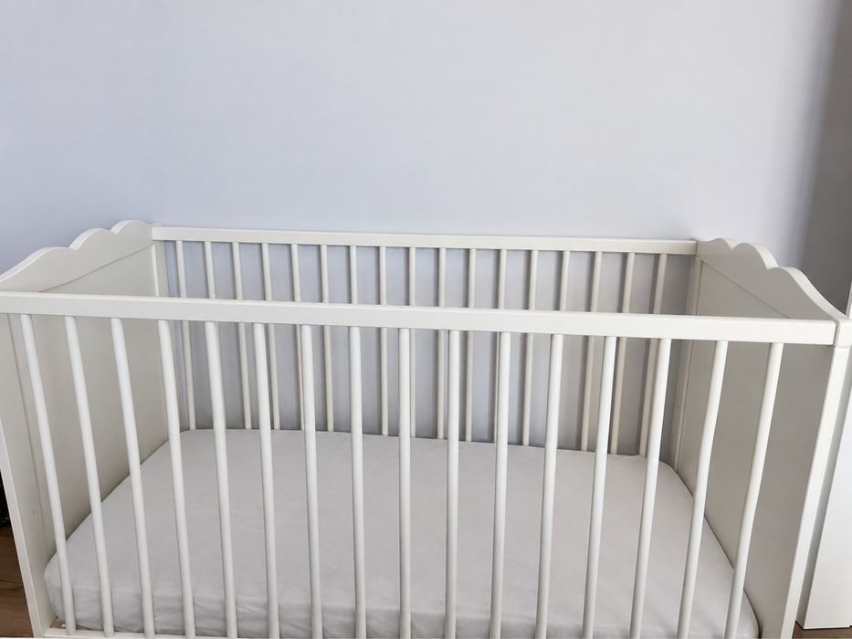 Vând patut bebe IKEA SMAGORA